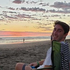 Meet your Posher, Benjamin